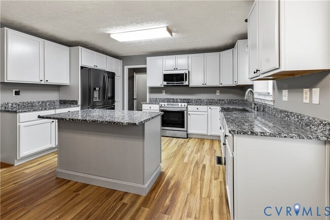 Building Photo - 14301 Wood Duck Ln