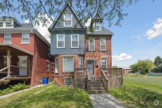 Building Photo - $1,995 - North End 4 Bedroom/ 1.5 bathroom...