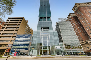 Building Photo - 816 S Michigan Ave