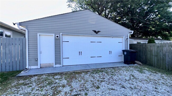 Building Photo - 1061 Virginia Ave