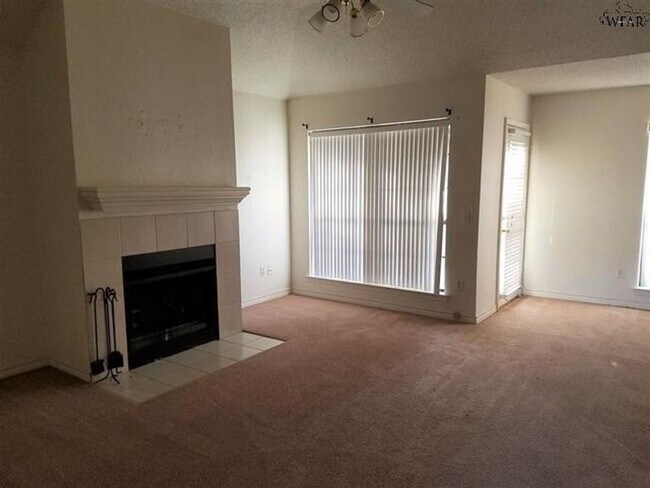 Building Photo - 5307 Northview Dr