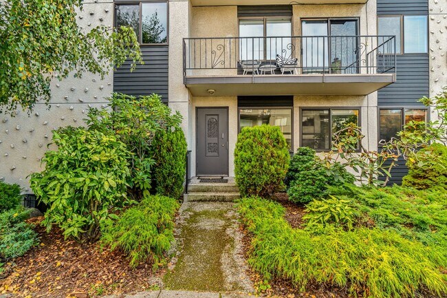 Building Photo - 6110 24th Ave NW