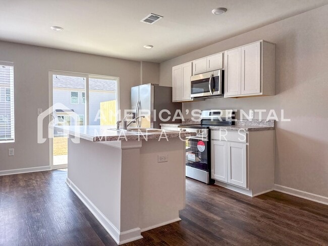 Building Photo - 96 River Grass Dr