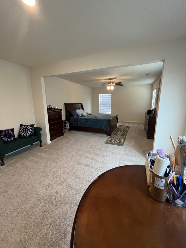 Building Photo - 1323 Weedon Dr