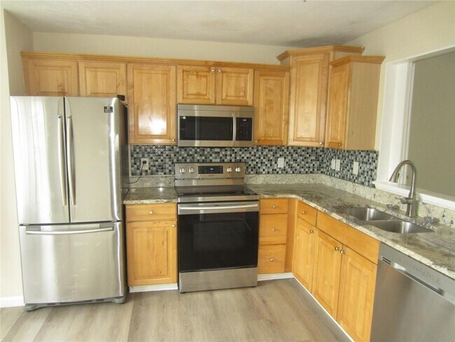 Building Photo - 4036 Oak Glenn Dr