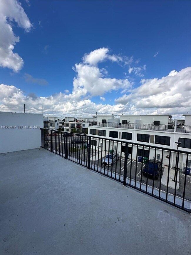 Building Photo - 14573 SW 261st Terrace