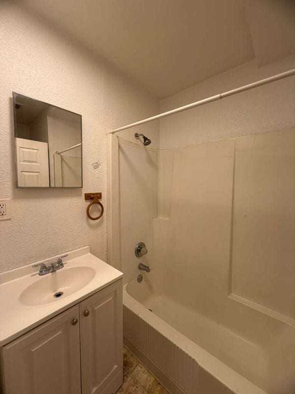 Building Photo - 1208 City St