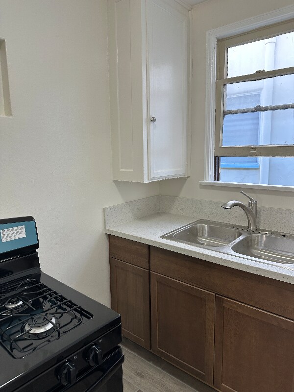 Building Photo - 4286 Leimert Blvd