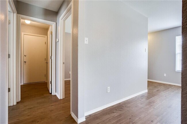 Building Photo - 3013 Caleb Dr