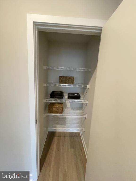 Building Photo - 3125 Beachview Ln