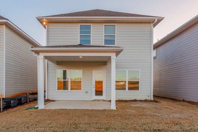 Building Photo - 7205 Chatfield Way