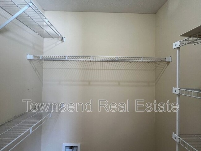 Building Photo - 2705 Preston Woods Ln