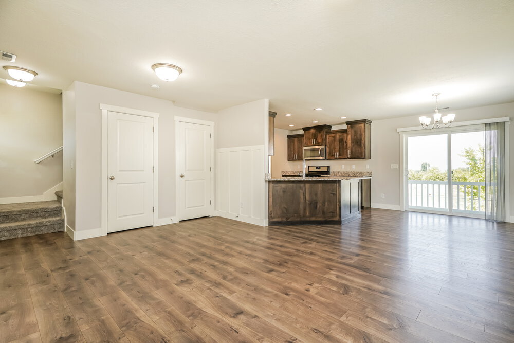 Building Photo - 4711 S W Pk Dr