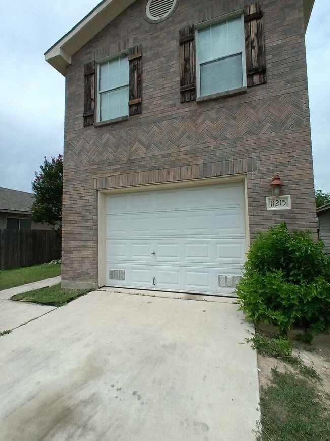 Building Photo - 11215 Dublin Trace