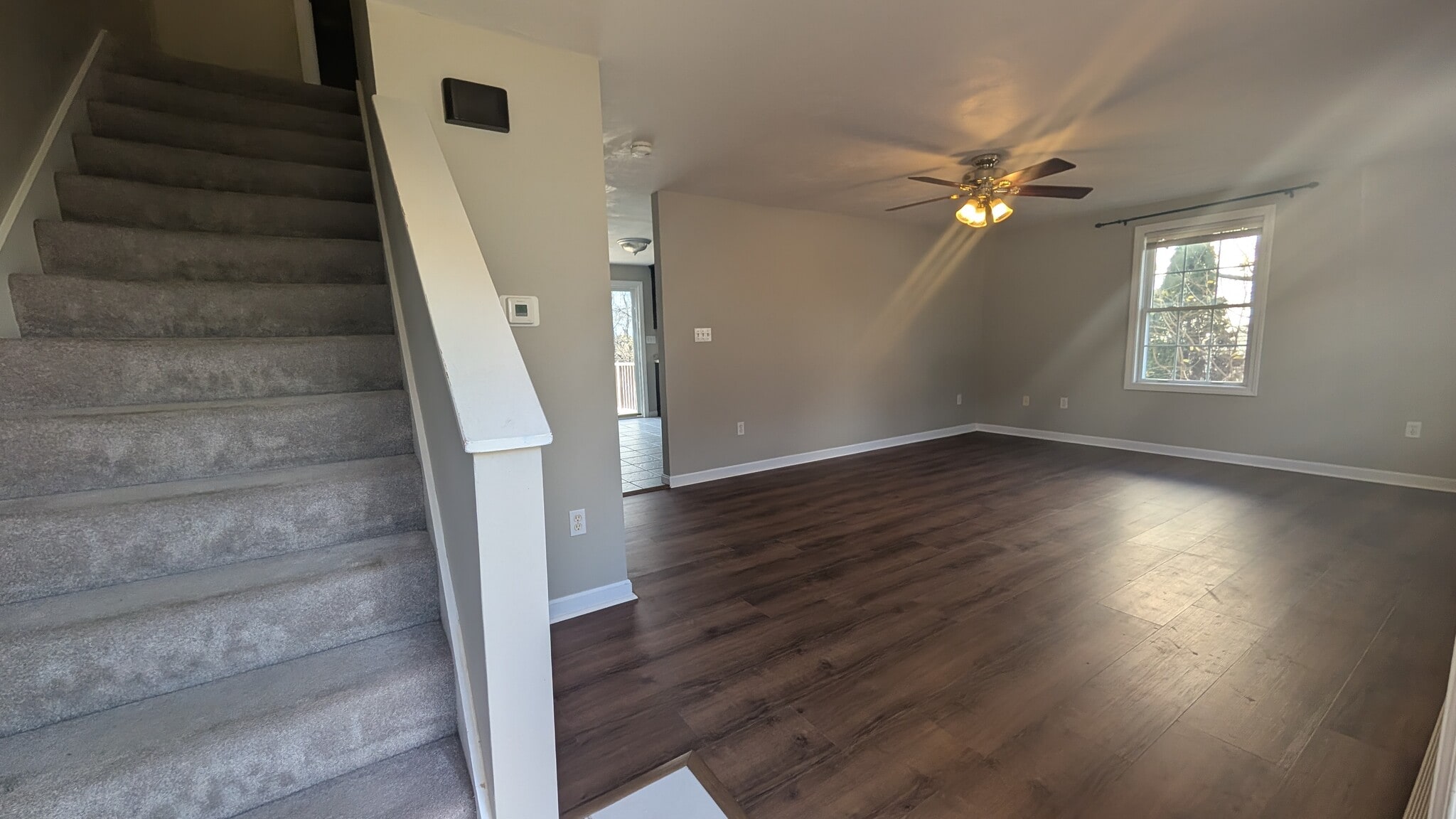 Livingroom w/new LVP floors - 90A Loxwood St