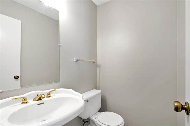 Building Photo - 17490 Meandering Way