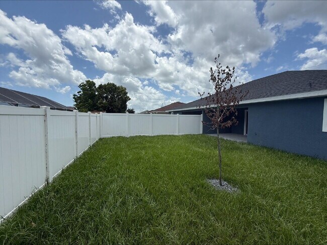 Building Photo - 86 Laramie Dr