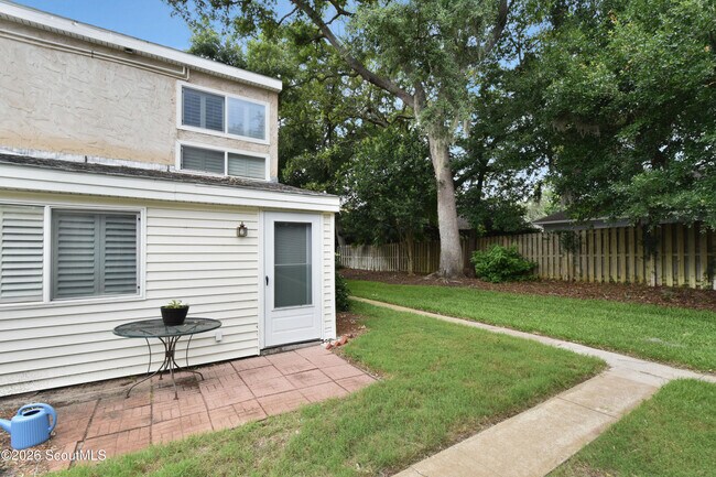 Building Photo - 1000 Mallery St Ext
