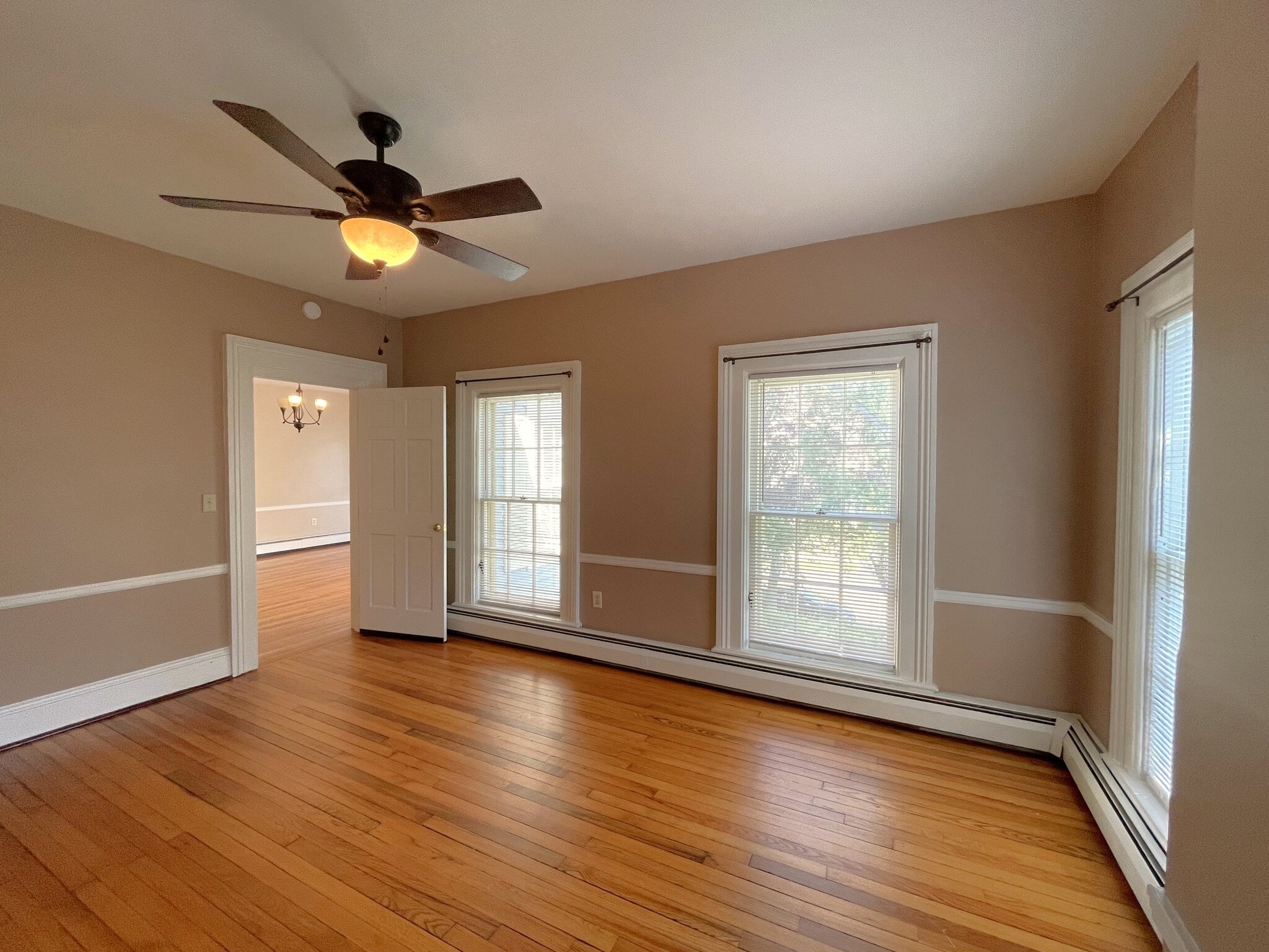 Primary Bedroom - 609 W Water St