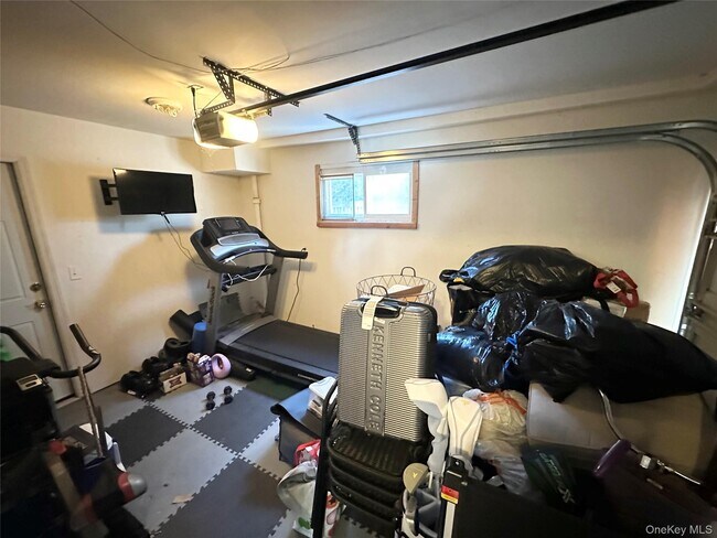 Building Photo - 133 Cleveland Ave