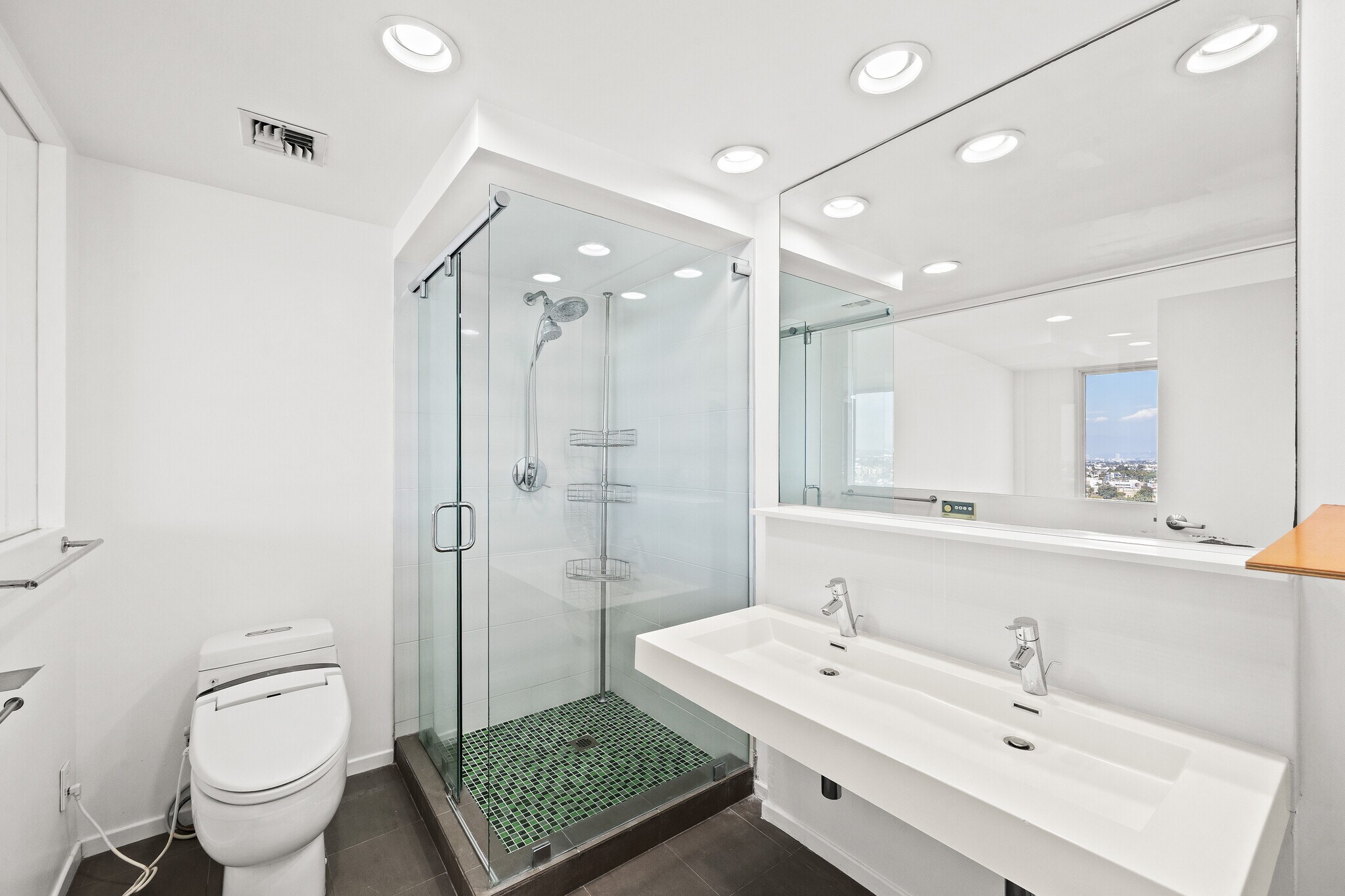 Building Photo - 4316 Marina City Dr