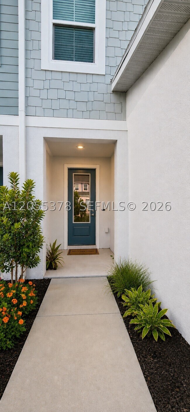 Building Photo - 8695 Canyon Creek Trail