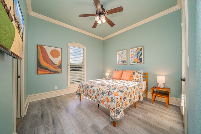 Building Photo - 1610 Olympic Drive