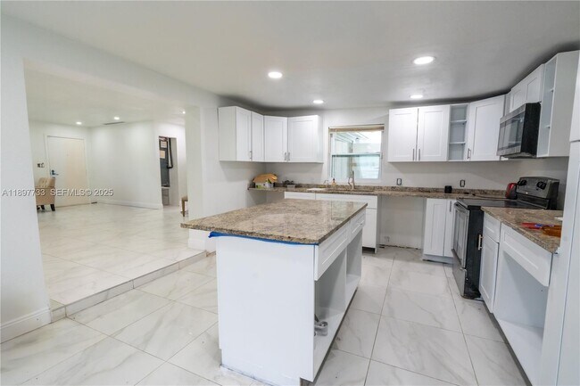 Building Photo - 121 East 3rd Street