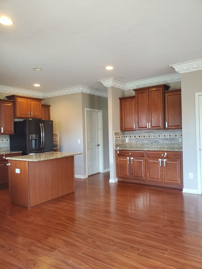 Building Photo - 13973 Catalina Dr