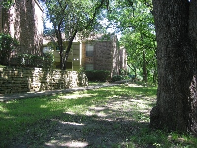 Building Photo - Woodcreek Apartments