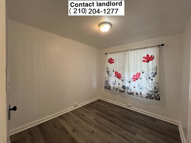 Building Photo - 400 Kapalu St