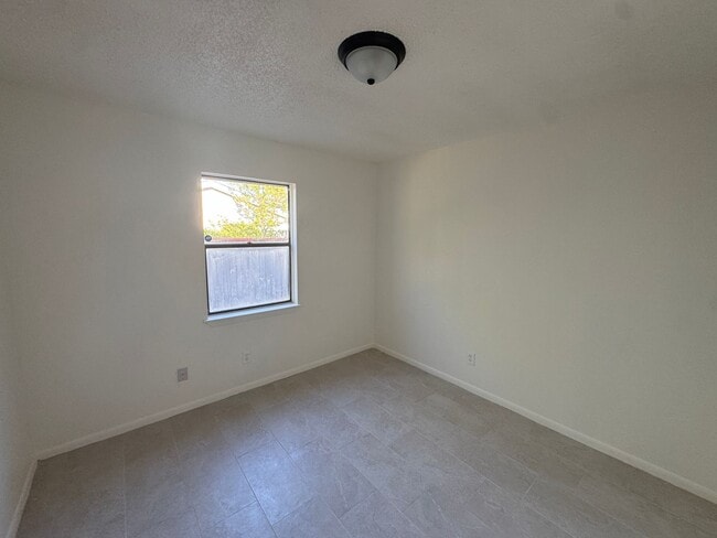 Building Photo - Beautifully Remodeled 4-Bedroom Home with Solar Panels and Fenced Yard – Copperas Cove!
