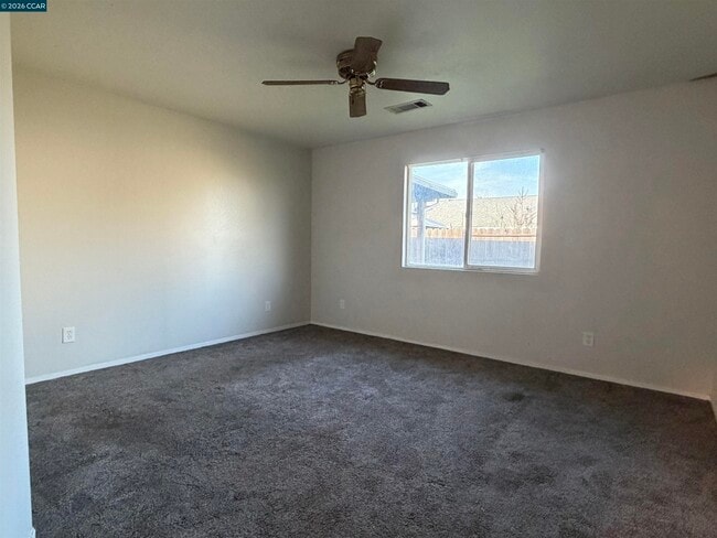 Building Photo - 2406 White Birch Dr