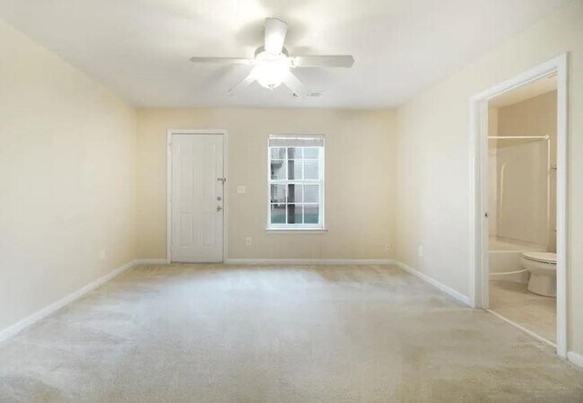 Building Photo - 2251 Landing Ridge Dr