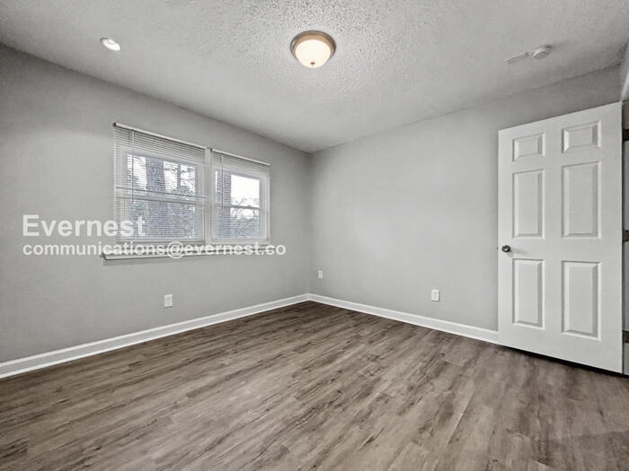 Building Photo - 4126 Macduff Dr