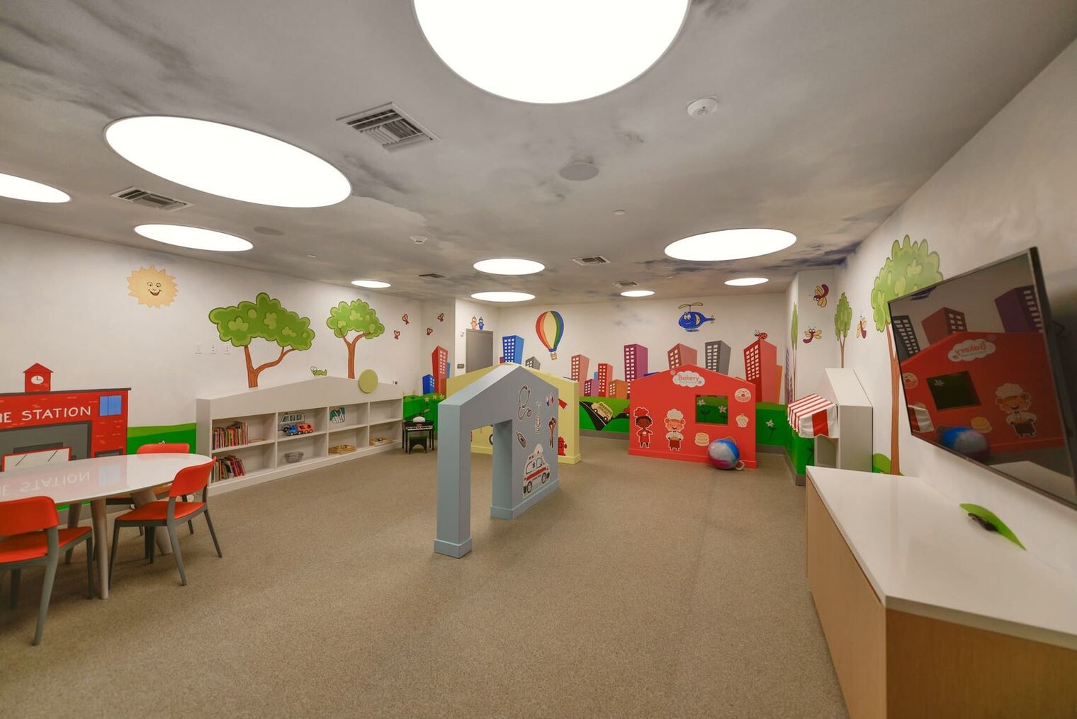 Building Photo - 5350 NW 84th Ave