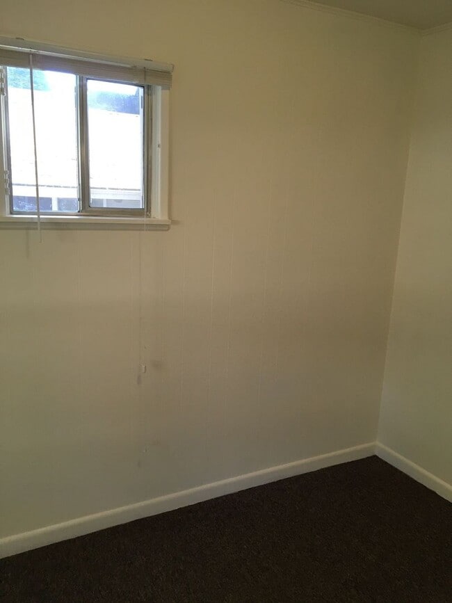 Building Photo - p639