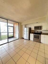 Building Photo - 8600 SW 133rd Avenue Rd