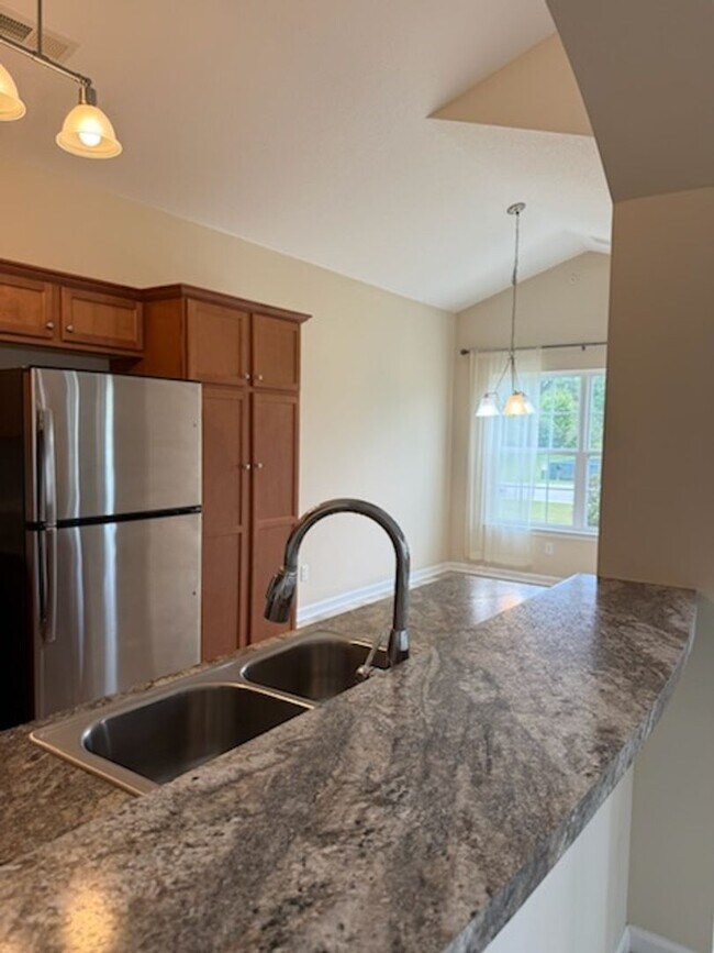 Building Photo - Wow! Incredible Luxury Townhome in William...