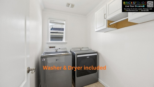Building Photo - Rare 4-BR Gem | Fully Remodeled | Central A/C in Puyallup!