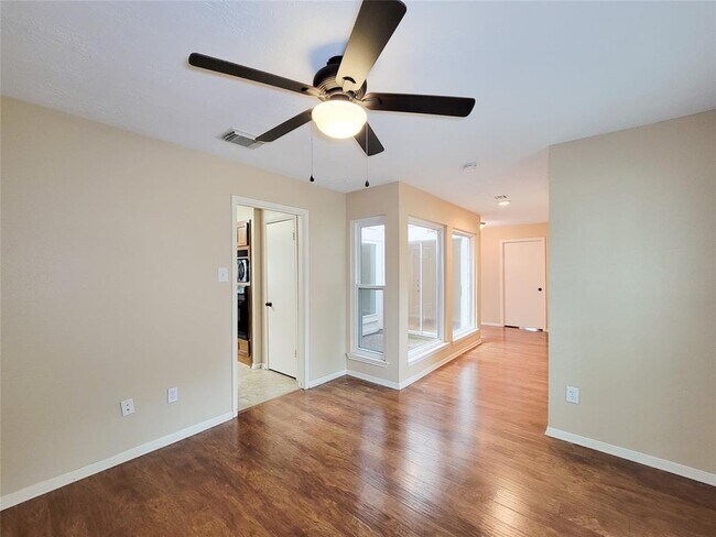 Building Photo - 21303 Park Holly Ct