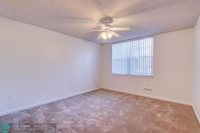 Building Photo - 3153 Clint Moore Rd