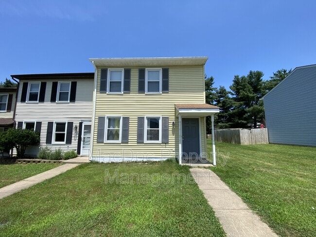 Building Photo - 5239 Daffodil Dr