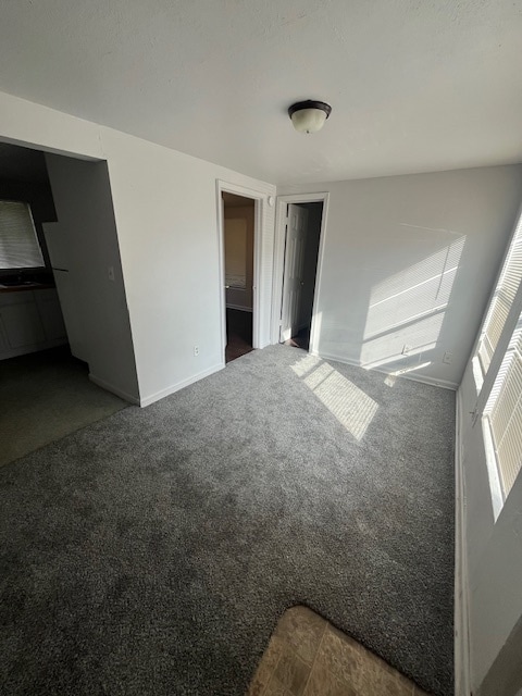 Building Photo - 2129 Ford St