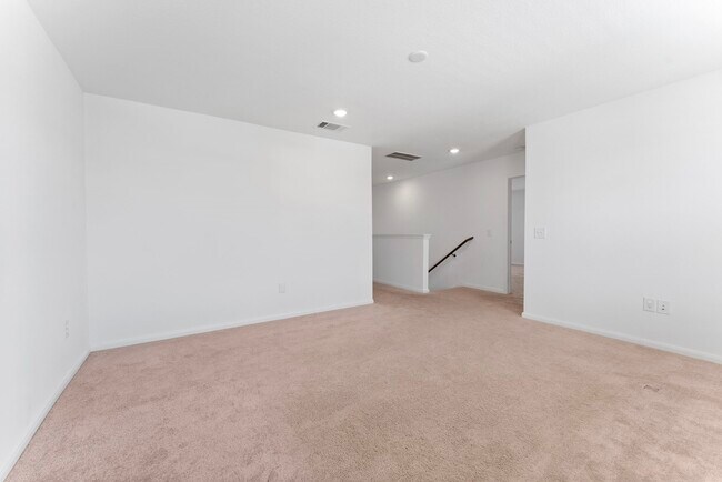 Building Photo - 25718 Merino Ct