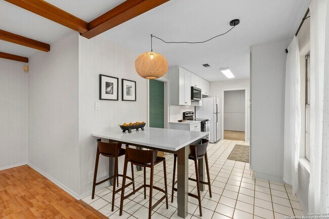 Building Photo - 3646 Igo St