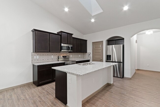 Building Photo - $400 off your first months rent*** Newer 4 bedroom Townhome Available now!