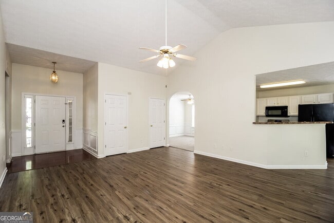 Building Photo - 3054 Trotters Field Dr SW
