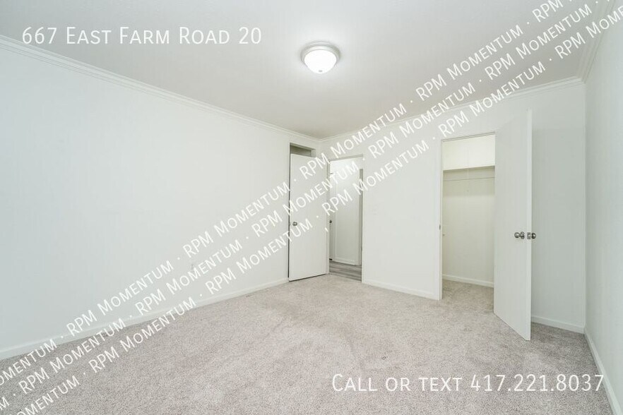 Building Photo - 667 E Farm Rd 20