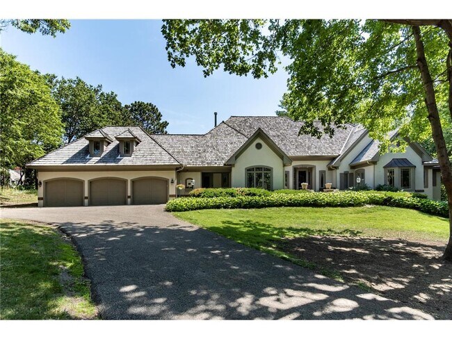 Primary Photo - 3103 Maplewood Rd